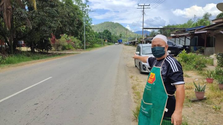 Peniaga sekitar simpang Bongkud-Perancangan, mohon pihak berkenaan memasang penghadang kelajuan kenderaan